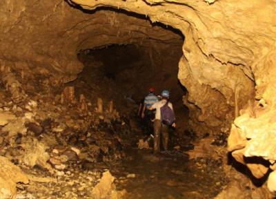غار آبی دانیال (مازندران)